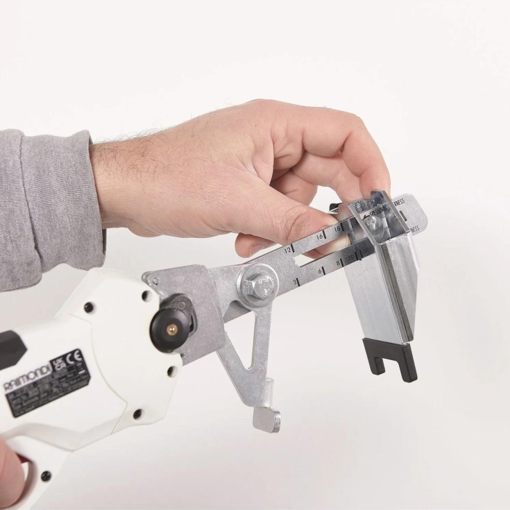 Pince sans fil pour serrage de coin Raimondi Levmatic -4