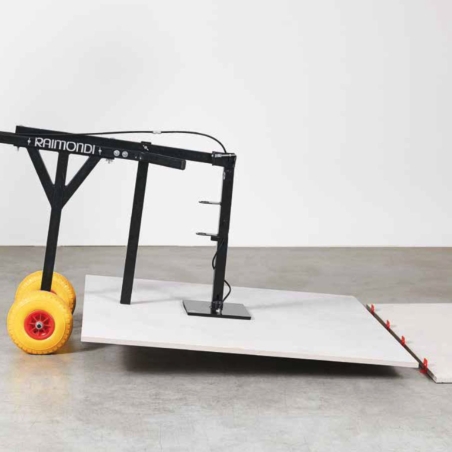 Manipulation et pose de carreaux avec ventouse à batterie TSX RaimondiRAIMONDI